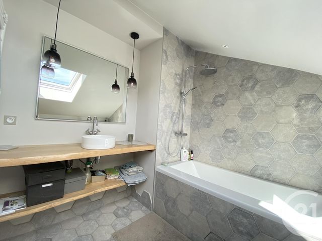maison à louer - 2 pièces - 65.0 m2 - SARLAT LA CANEDA - 24 - AQUITAINE - Century 21 Patrimoine 24