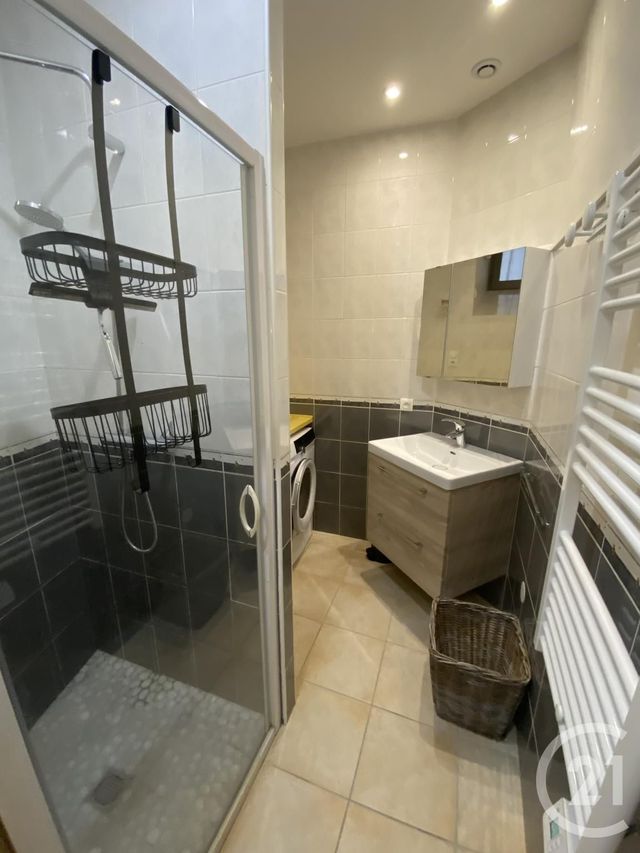 Appartement à louer - 3 pièces - 58.77 m2 - SARLAT LA CANEDA - 24 - AQUITAINE - Century 21 Patrimoine 24