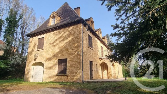 maison à vendre - 8 pièces - 200.5 m2 - SARLAT LA CANEDA - 24 - AQUITAINE - Century 21 Patrimoine 24