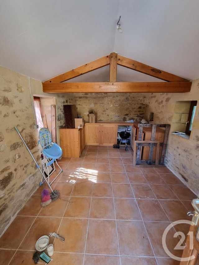 maison à louer - 6 pièces - 100.45 m2 - CENAC ET ST JULIEN - 24 - AQUITAINE - Century 21 Patrimoine 24