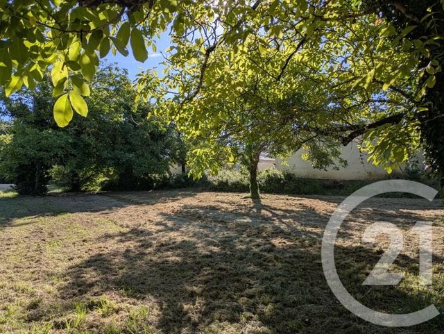 terrain à vendre - 1100.0 m2 - SALIGNAC EYVIGUES - 24 - AQUITAINE - Century 21 Patrimoine 24
