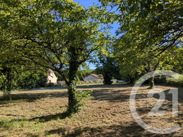 terrain à vendre - 1100.0 m2 - SALIGNAC EYVIGUES - 24 - AQUITAINE - Century 21 Patrimoine 24