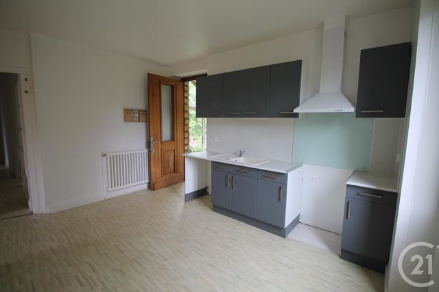 maison à louer - 5 pièces - 90.3 m2 - ST CREPIN ET CARLUCET - 24 - AQUITAINE - Century 21 Patrimoine 24