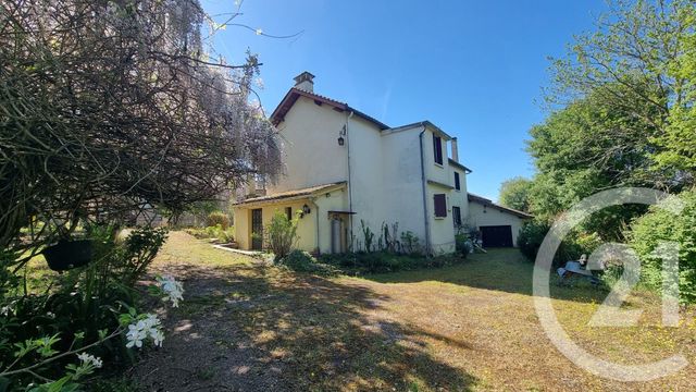 maison à vendre - 5 pièces - 167.8 m2 - VEZAC - 24 - AQUITAINE - Century 21 Patrimoine 24