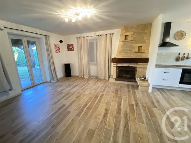 maison à louer - 4 pièces - 109.47 m2 - SALIGNAC EYVIGUES - 24 - AQUITAINE - Century 21 Patrimoine 24