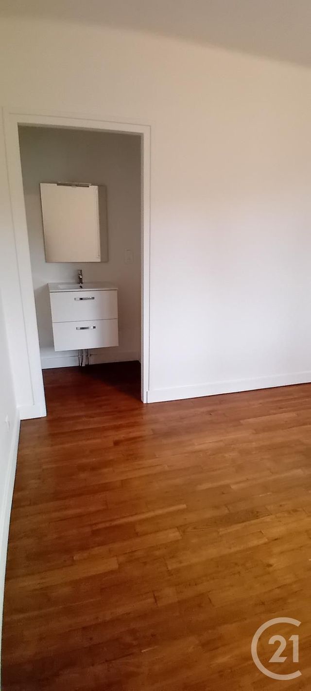 Appartement F3 à louer - 3 pièces - 69.96 m2 - SARLAT LA CANEDA - 24 - AQUITAINE - Century 21 Patrimoine 24