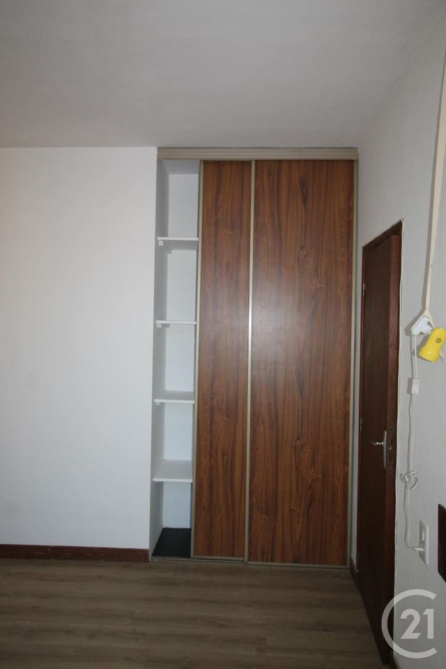 Appartement à louer - 2 pièces - 45.23 m2 - SARLAT LA CANEDA - 24 - AQUITAINE - Century 21 Patrimoine 24