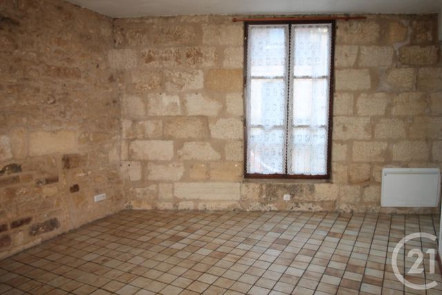 Appartement à louer - 2 pièces - 45.23 m2 - SARLAT LA CANEDA - 24 - AQUITAINE - Century 21 Patrimoine 24
