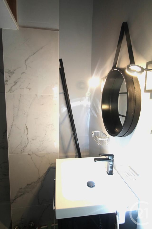 Appartement Studio à louer - 1 pièce - 15.65 m2 - SARLAT LA CANEDA - 24 - AQUITAINE - Century 21 Patrimoine 24