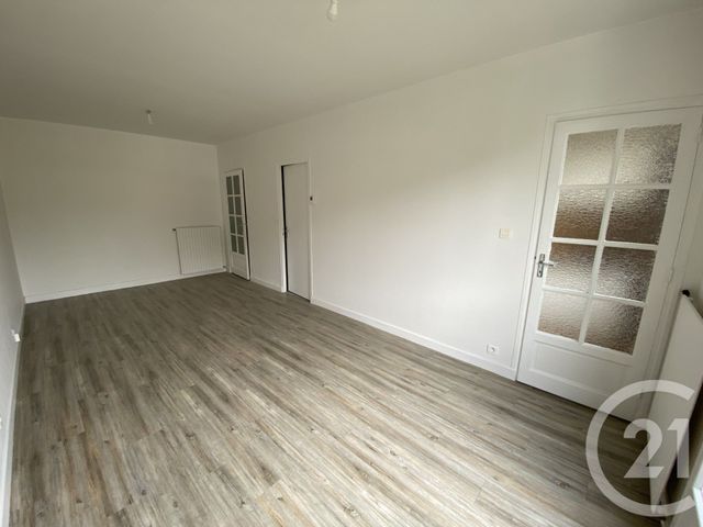 Appartement Studio à louer - 1 pièce - 30.53 m2 - SARLAT LA CANEDA - 24 - AQUITAINE - Century 21 Patrimoine 24