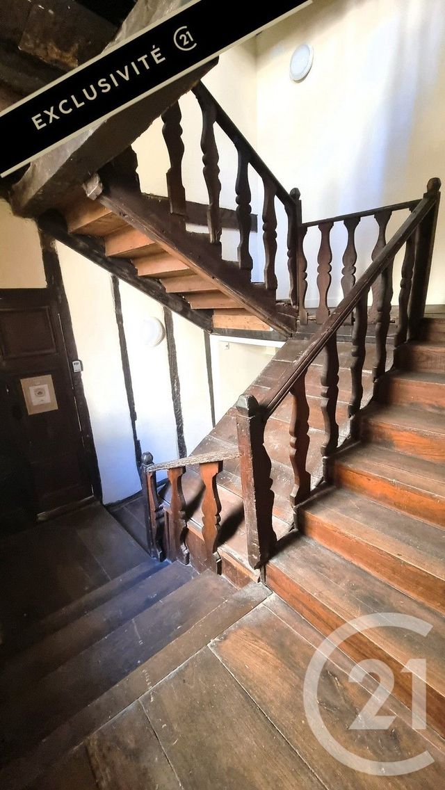 Appartement F3 bis à vendre - 3 pièces - 58.24 m2 - SARLAT LA CANEDA - 24 - AQUITAINE - Century 21 Patrimoine 24