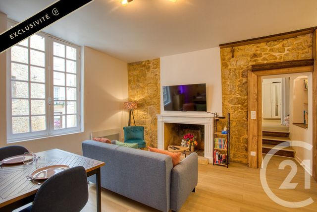 Appartement F3 bis à vendre - 3 pièces - 58.24 m2 - SARLAT LA CANEDA - 24 - AQUITAINE - Century 21 Patrimoine 24
