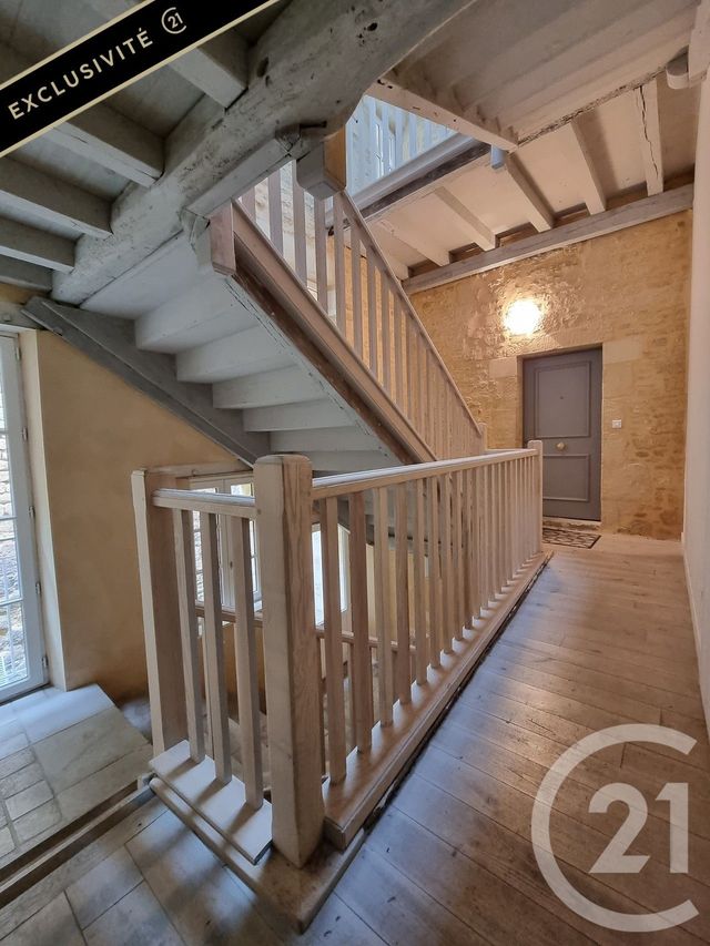 Appartement F3 à vendre - 3 pièces - 92.5 m2 - SARLAT LA CANEDA - 24 - AQUITAINE - Century 21 Patrimoine 24