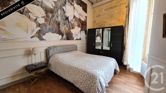 Appartement F3 à vendre - 3 pièces - 92.5 m2 - SARLAT LA CANEDA - 24 - AQUITAINE - Century 21 Patrimoine 24