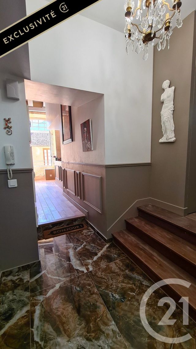 Appartement F3 à vendre - 3 pièces - 92.5 m2 - SARLAT LA CANEDA - 24 - AQUITAINE - Century 21 Patrimoine 24