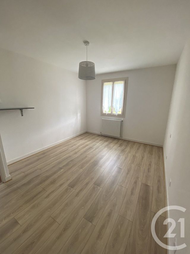 maison à louer - 3 pièces - 93.68 m2 - SALIGNAC EYVIGUES - 24 - AQUITAINE - Century 21 Patrimoine 24