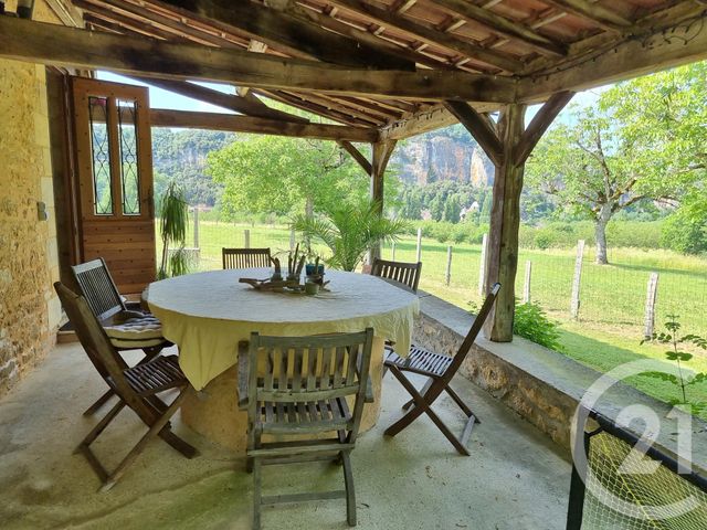 maison à louer - 5 pièces - 98.06 m2 - CENAC ET ST JULIEN - 24 - AQUITAINE - Century 21 Patrimoine 24