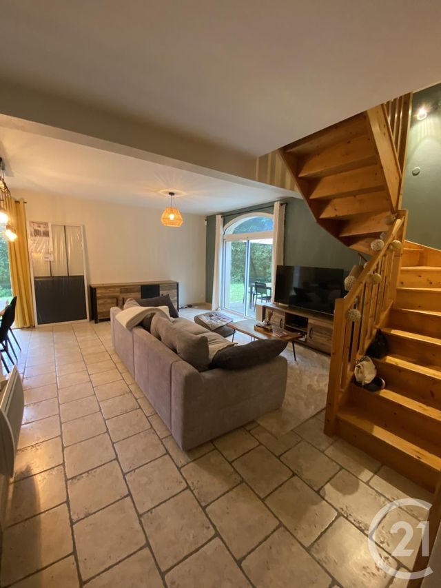 maison à louer - 4 pièces - 88.27 m2 - ST VINCENT LE PALUEL - 24 - AQUITAINE - Century 21 Patrimoine 24