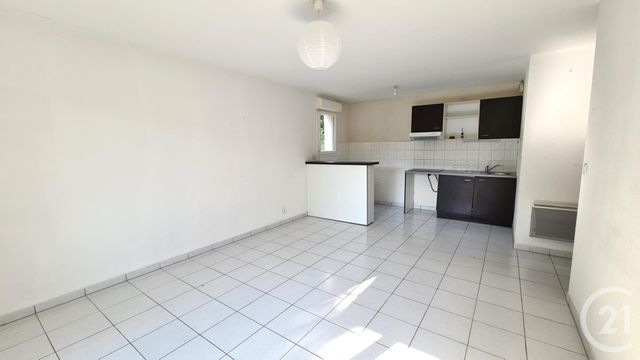 Appartement T3 à vendre - 3 pièces - 57.7 m2 - SARLAT LA CANEDA - 24 - AQUITAINE - Century 21 Patrimoine 24