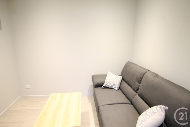 Appartement T1 à louer - 2 pièces - 28.02 m2 - SARLAT LA CANEDA - 24 - AQUITAINE - Century 21 Patrimoine 24