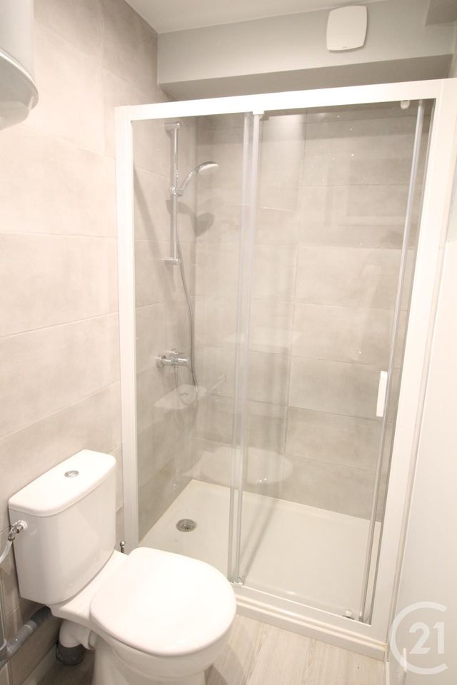 Appartement T1 à louer - 2 pièces - 28.02 m2 - SARLAT LA CANEDA - 24 - AQUITAINE - Century 21 Patrimoine 24