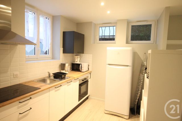 Appartement T1 à louer - 2 pièces - 28.02 m2 - SARLAT LA CANEDA - 24 - AQUITAINE - Century 21 Patrimoine 24