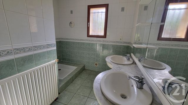 maison à louer - 4 pièces - 89.38 m2 - MARCILLAC ST QUENTIN - 24 - AQUITAINE - Century 21 Patrimoine 24