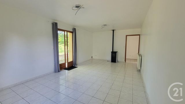maison à louer - 4 pièces - 89.38 m2 - MARCILLAC ST QUENTIN - 24 - AQUITAINE - Century 21 Patrimoine 24