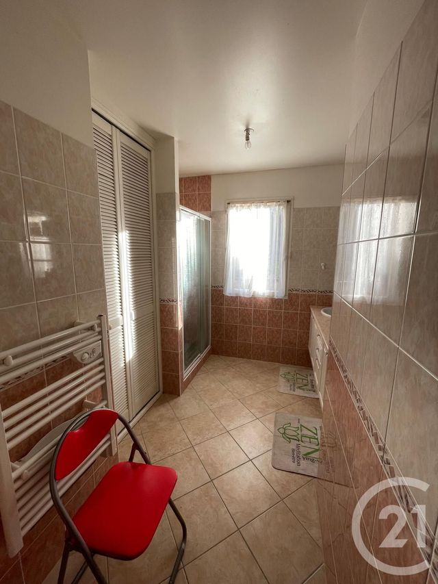 maison à louer - 5 pièces - 107.24 m2 - CENAC ET ST JULIEN - 24 - AQUITAINE - Century 21 Patrimoine 24