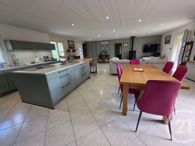 maison à vendre - 5 pièces - 160.6 m2 - ST CYBRANET - 24 - AQUITAINE - Century 21 Patrimoine 24