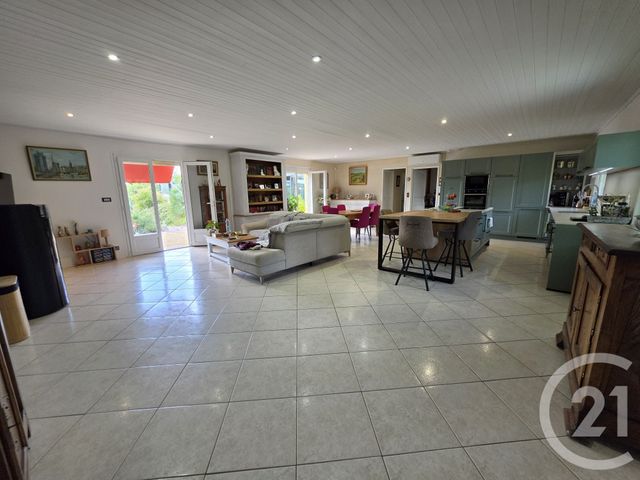 maison à vendre - 5 pièces - 160.6 m2 - ST CYBRANET - 24 - AQUITAINE - Century 21 Patrimoine 24