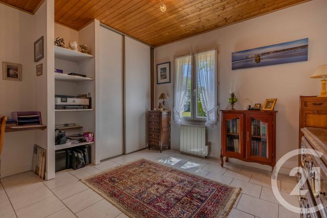 maison à vendre - 5 pièces - 160.6 m2 - ST CYBRANET - 24 - AQUITAINE - Century 21 Patrimoine 24