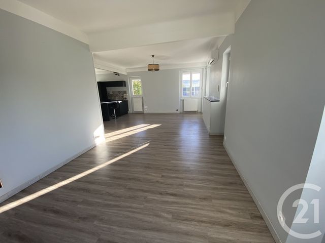 maison à louer - 6 pièces - 200.35 m2 - SARLAT LA CANEDA - 24 - AQUITAINE - Century 21 Patrimoine 24