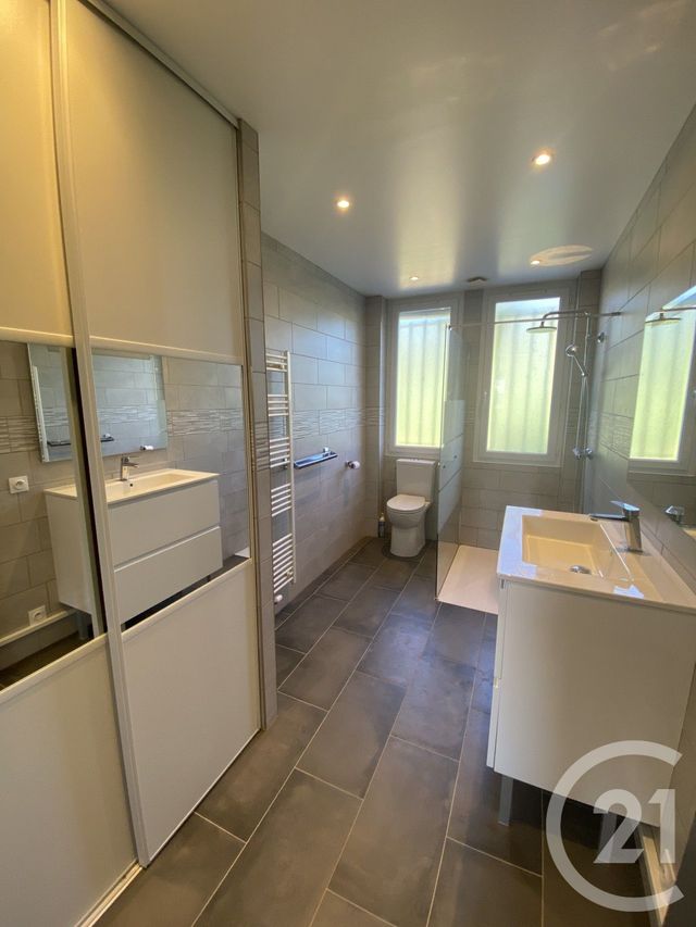 maison à louer - 6 pièces - 200.35 m2 - SARLAT LA CANEDA - 24 - AQUITAINE - Century 21 Patrimoine 24